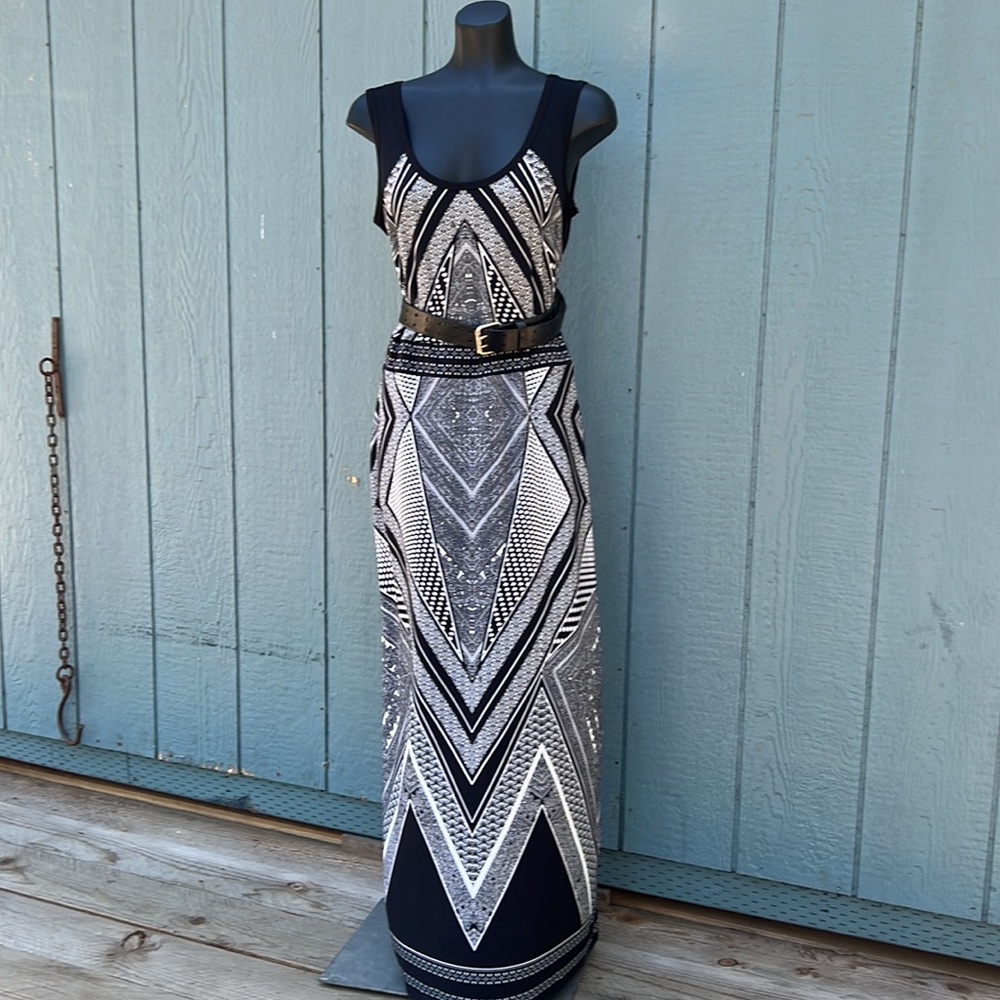 Calvin Kline NWOT sleeveless maxi dress black and white geometric design size M